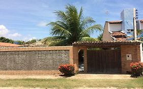 Casa de Veraneio, com piscina, churrasqueira, área de lazer, três suites com ar condicionado a 100m da praia, na Barra de São Miguel-AL